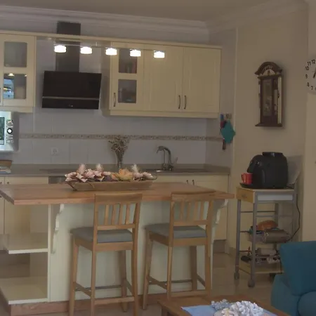 Avda. Artes Apartamento